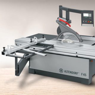 Altendorf F45 panel saw on wood